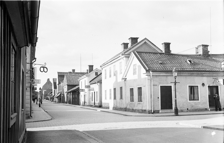 Västra Kvarngatan - Västra Trädgårdsgatan. Foto...