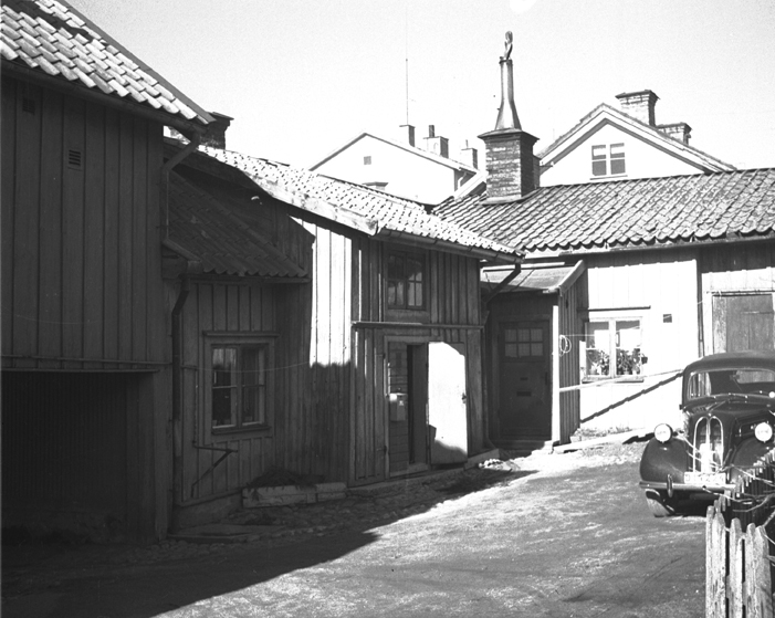 Gårdsinteriör Brunnsgatan 14. Fototid: 1959.