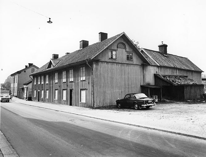Östra Kyrkogatan 11. Fototid: 1969.
