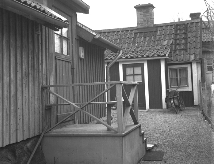 Gårdsinteriör Brunnsgatan 10. Fototid: 1959.