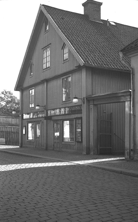Västra Kvarngatan 50, Länstidningen, huset rive...