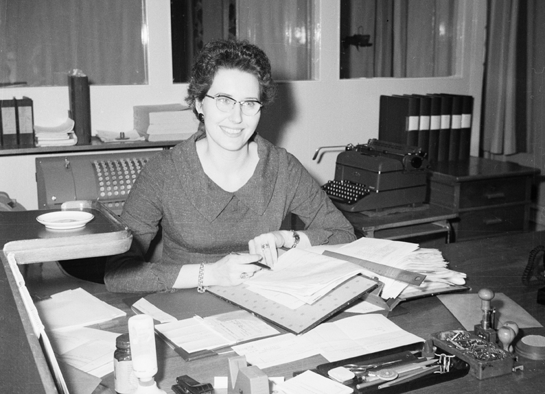 Fru Jager, Stadskassör. Fototid: 1962.
