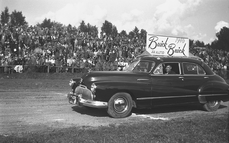 Jordbanetävling. Fototid: 1946.
