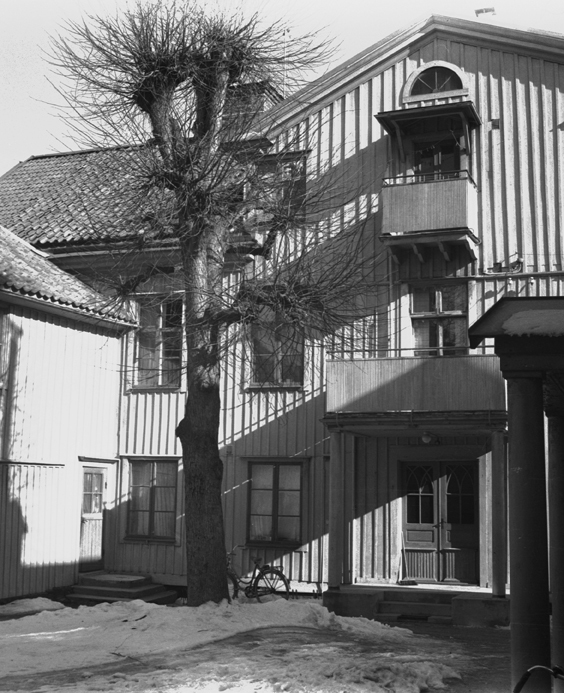 Gårdsinteriör Brunnsgatan 23. Fototid: 1940-1960.