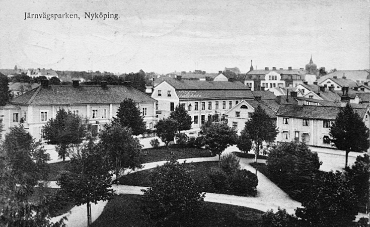 Järnvägsparken. Nyköping. Fototid: 1910-1919.