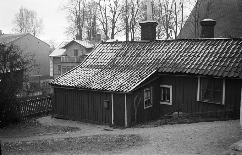 St Bergsgränd, Kalle Luftis hus. Fototid: 1947.