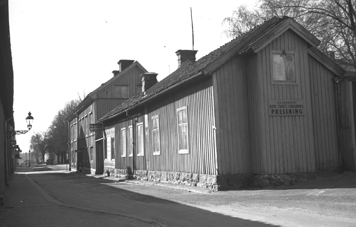 Liljedahls Kemtvätt från 1937, Fruängsgatan 19.