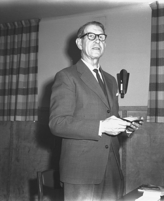 Yrkesidkareföreningen, Talare. Fototid: 1959.