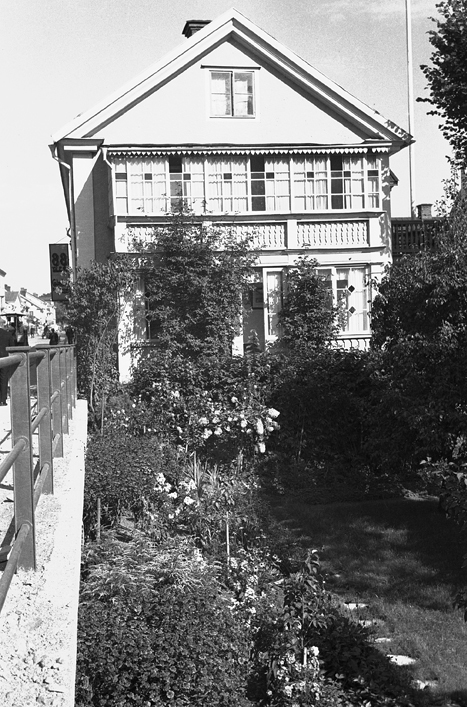 Ekmanska huset på Östra Storgatan 2. 1942 köpte...