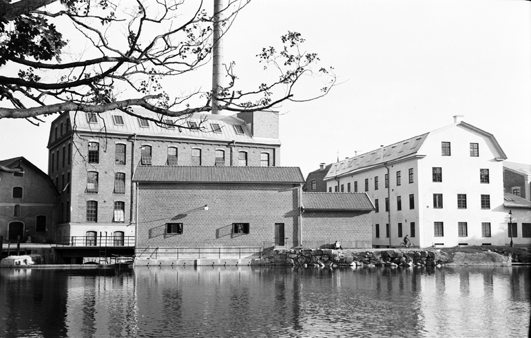 Fors Ullspinneri, från ån. Fototid: 1922-1968.