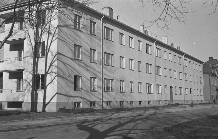 Kungsgatan 1, Smalhuset. Huset är uppfört 1941....