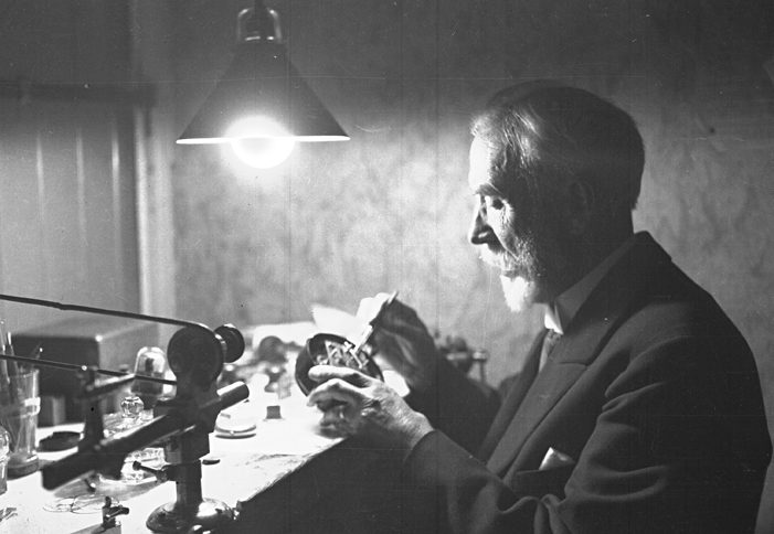 Ivar Nilsson, Urmakare. Fototid: 1922-1968.
