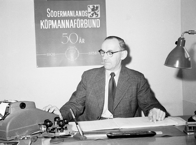 Carl Larsson, Nyköpings Köpmannaförening. Fotot...