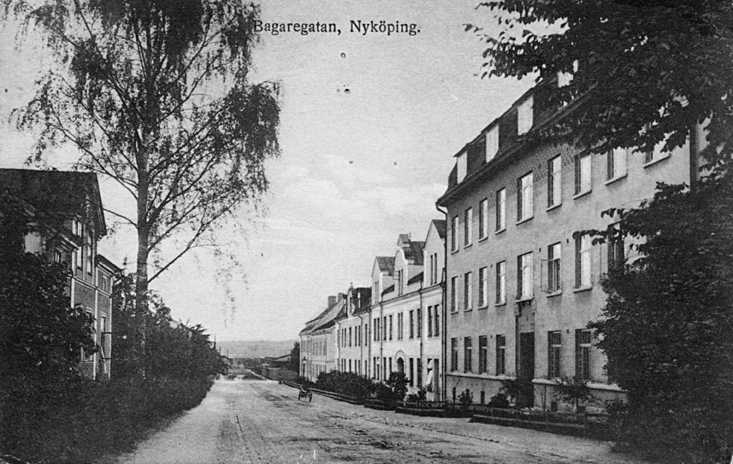Bagaregatan, Nyköping. Fototid: 1911-1919.
