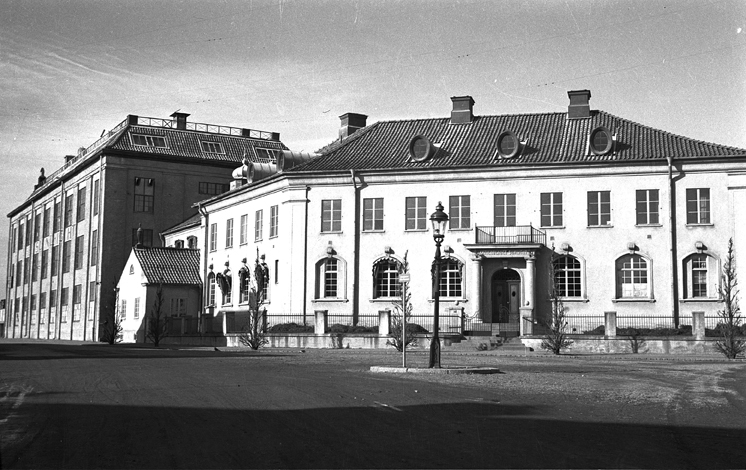 Sunlights Kontorsbyggnader. Fototid: 1932-1968.