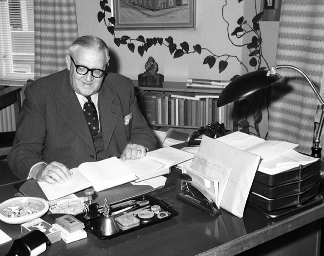 Valle Andersson, Socialvårdschef. Fototid: 1958.