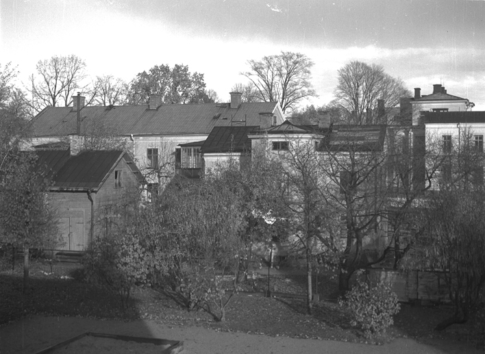 Gårdsinteriör Brunnsgatan 45-47. Fototid: 1959.