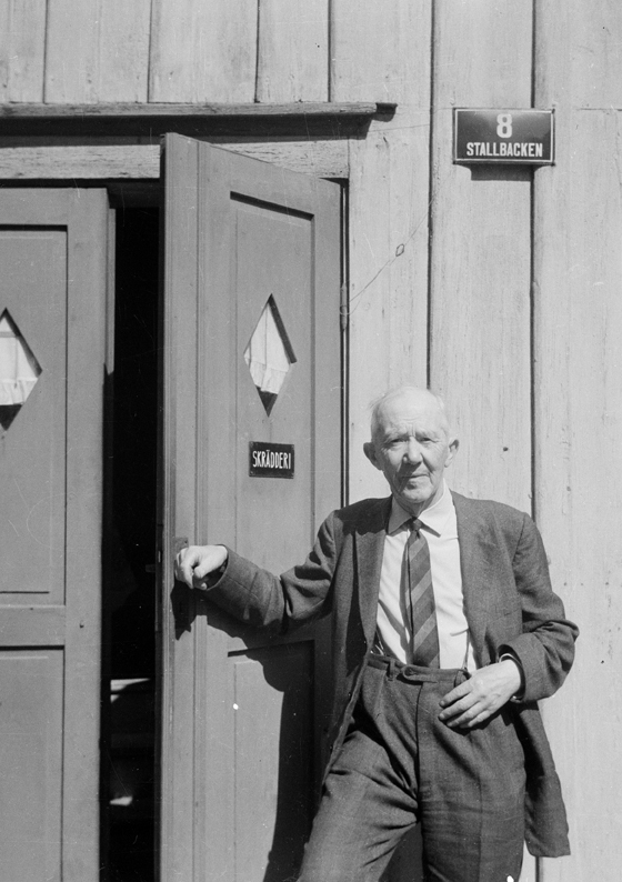 John Grönfeldt, Skräddare. Fototid: 1962.
