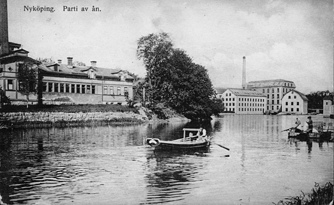 Parti av ån. Fototid: 1903-1915.