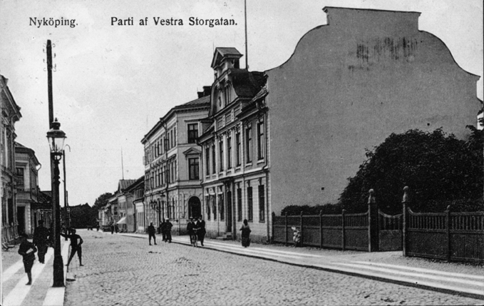 Nyköping. Parti af Vestra Storgatan. 