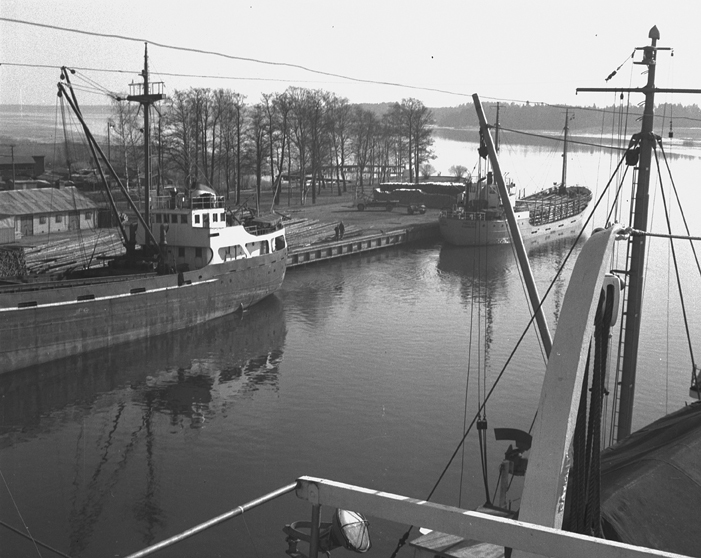 Nyköpings hamn. Fototid: 1959.