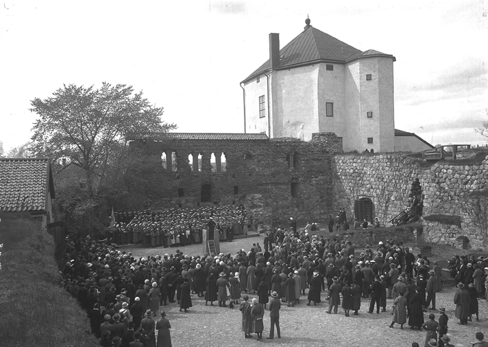 Sångarfest vid Nyköpingshus. Fototid: 1933.