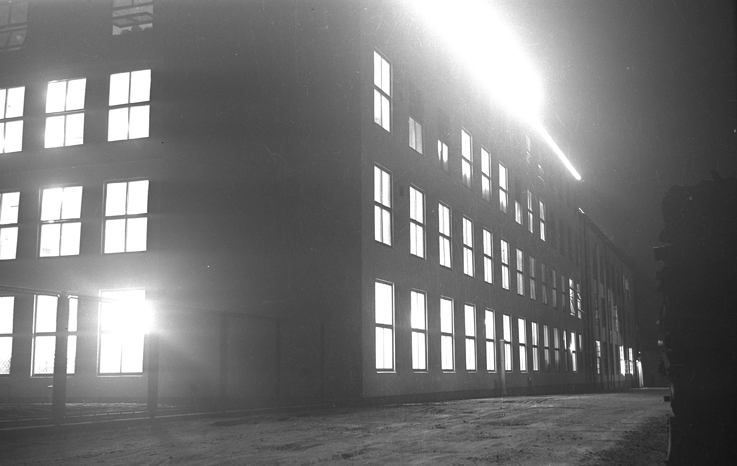Sunlights Fabriksbyggnader. Fototid: 1932-1968.