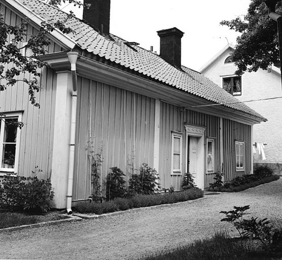 Gårdsinteriör, Östra Kyrkogatan 2. Fototid: 1963.