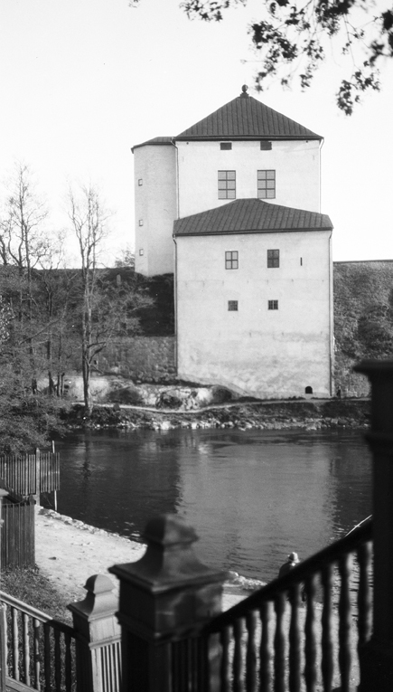Kungstornet taget från NK-Villan, Nyköpingshus....