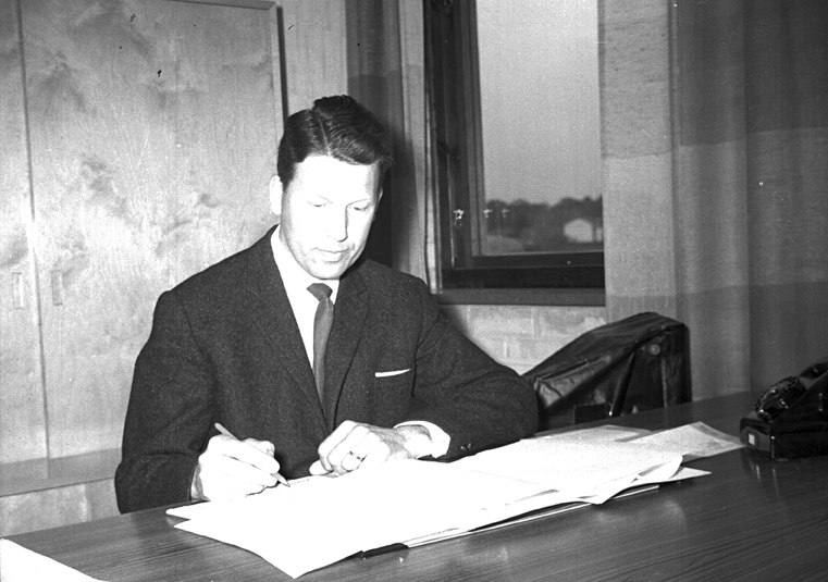 Tore Nilsson, Fabrikör. Fototid: 1963.