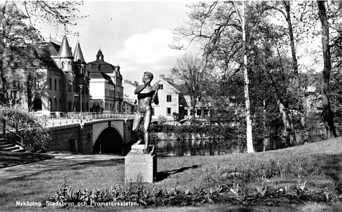 Stadsbron och Prometevsstatyn. Fototid: 1954-1966.