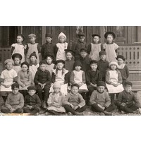 NKBFA EA07 - Gamla kyrkskolan småskoleklass 1910-1915