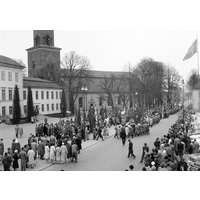 NKBFA DS1938 -
Första Majtåget lämnar Stora Torget.