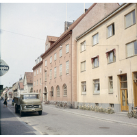 NKBFA UIW377 -  
Kyrkogatan med Folkets Hus och Stadsbibliotek