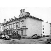 NKBFA DIB849 -
Skjutsaregatan 24. Huset uppfördes 1885 och revs i november 1957