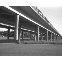 NKBFA DS1187 -
E4-bron över Blommenhovsvägen. E4:an öppnades den 2/10 1961.