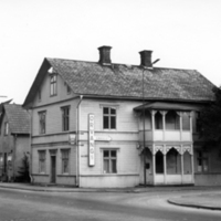 178400 009983 - Hus i korsningen V:a Kyrkogatan - Trädgårdsgatan