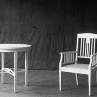 178400 004344 - AB Arvika Möbelfabrik, stol och bord