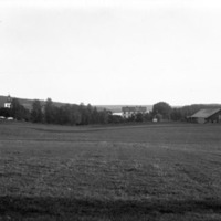 178400 003646 - Vy mot Prästbols gård, Värmskogs kyrka