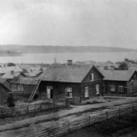 178400 009634 - Krögare Carlssons stuga och J L Romans gård längs Torggatan