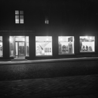 178400 002501 - Erik Sandströms Herrekipering, skyltfönster