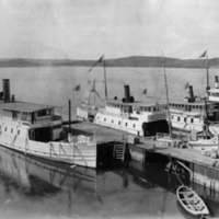 178400 009657 - Arvika hamn med fyra ångfartyg