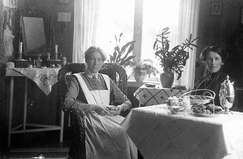 Sjuksköterskan Anna Wallin, 1863-1943, och syst...