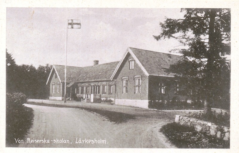 Von Reiserska-skolan, Lärkesholm.