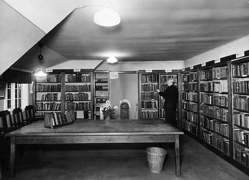 Örkelljunga bibliotek var före 1952 inrymt i vi...