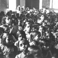 Ork NS02394 2 - Barn i Indien