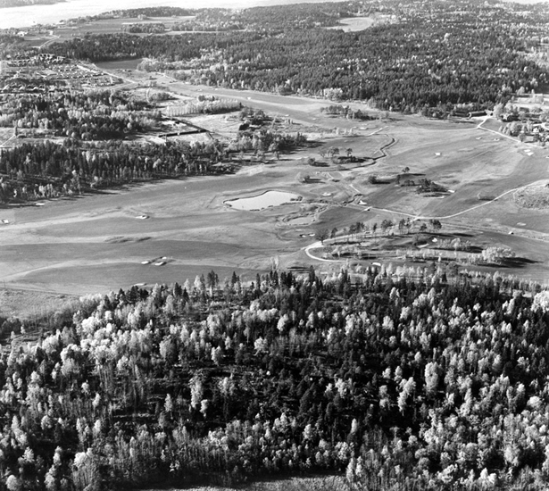 Flygbild över Viksjö golfbana.