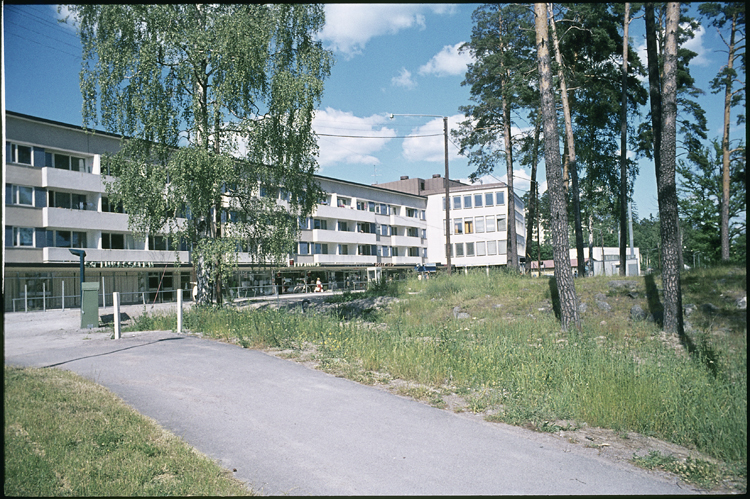 Kallhälls centrum med Folkets Hus.