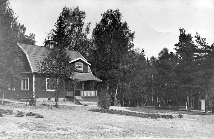 Kallhälls Folkets Hus, Blomstervägen 11, Kallhä...