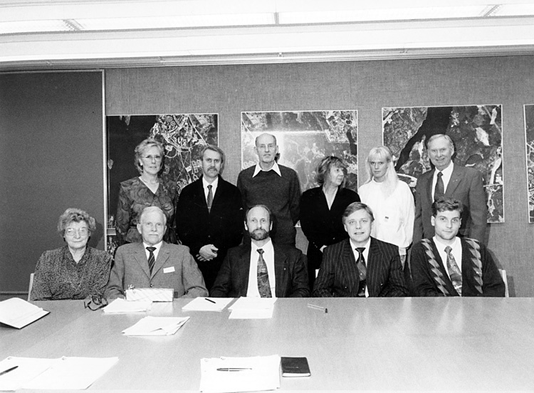 Hälsovårdsnämnden 1989-1991. Gruppbild.